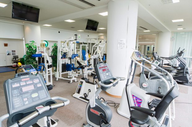 スポーツクラブ「ウェーブ」プール&ジム（6・7Ｆ） Pool&Gym